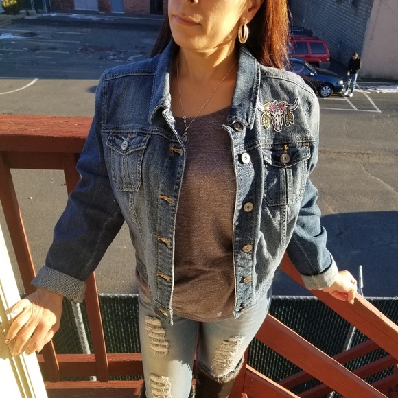 Embroidered Denim Jacket - Picture 2 of 4